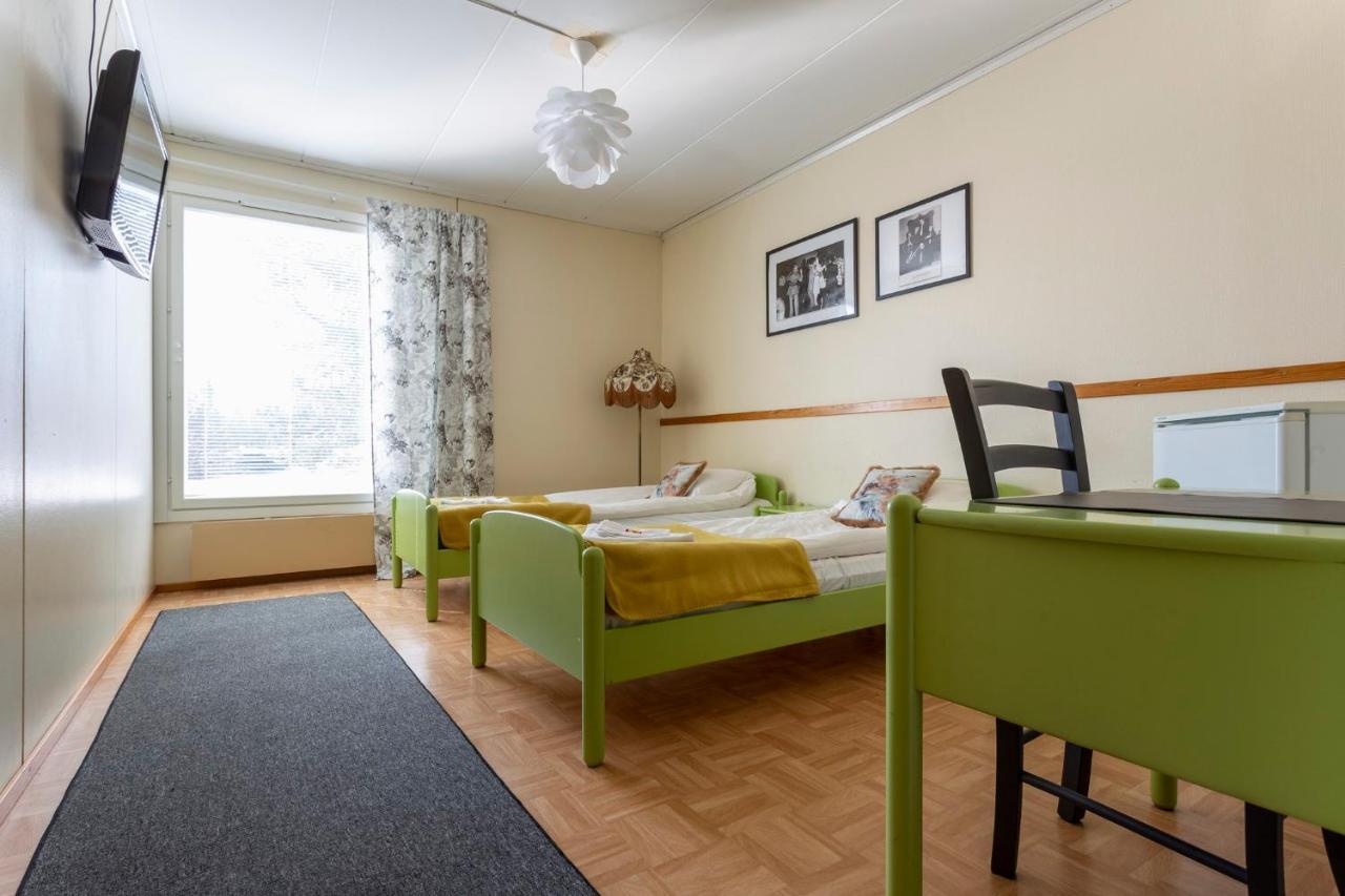 Motel Kaepylae Keminmaa Esterno foto